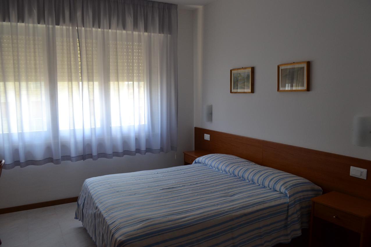 Albergo Quaglia Roseto Degli Abruzzi Εξωτερικό φωτογραφία