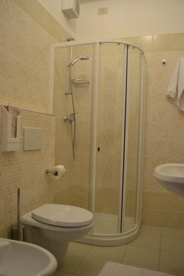 Albergo Quaglia Roseto Degli Abruzzi Εξωτερικό φωτογραφία
